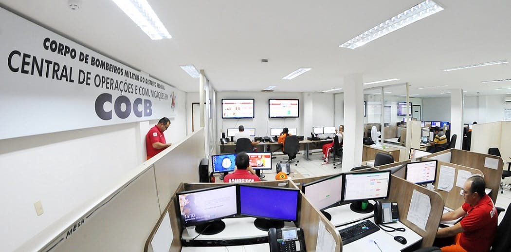 Central de emergência dos números 190 (PMDF), 193 (CBMDF) e 199 (Defesa Civil) do Distrito Federal/Joel Rodrigues /Agência Brasília