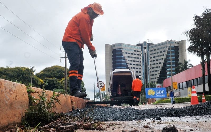 Tapa buraco no DF