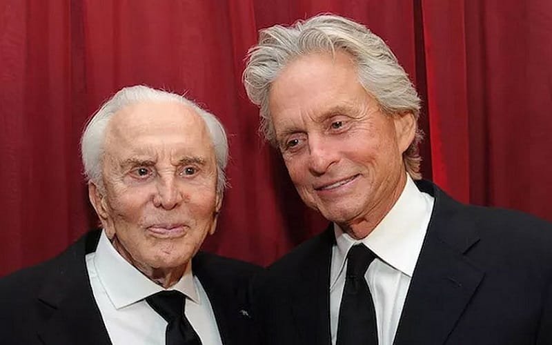 Kirk e o filho Michel Douglas