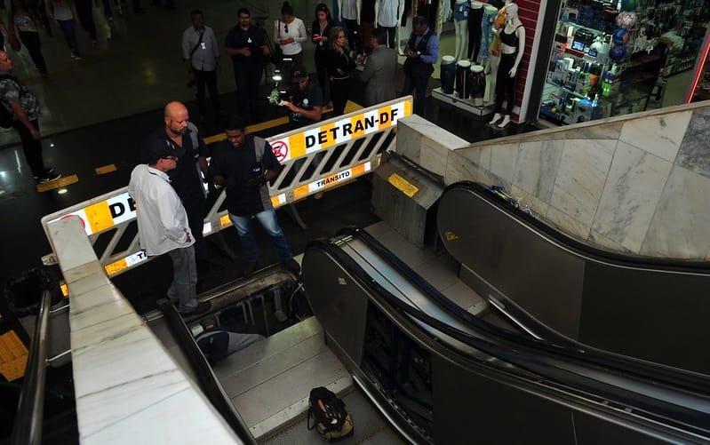 Rodoviária Plano Piloto escada rolante