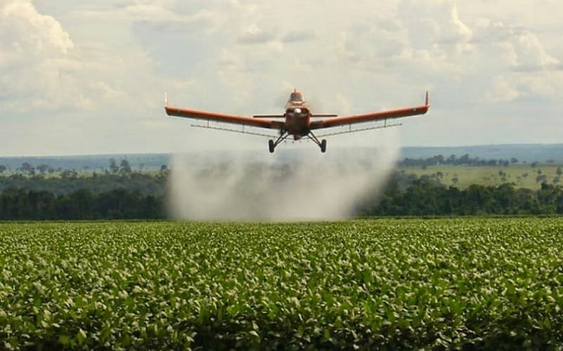 PL do Veneno, criticado por ambientalistas, é aprovado pelo Senado