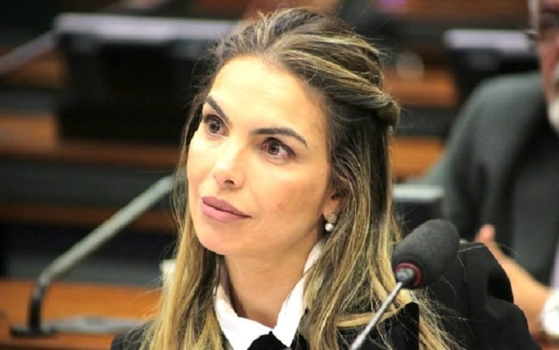 Deputada Paula Belmonte