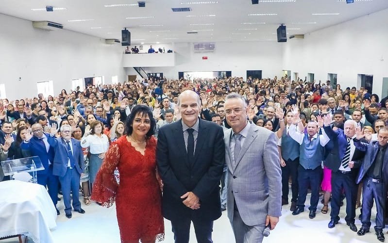 Paco Britto e evangélicos