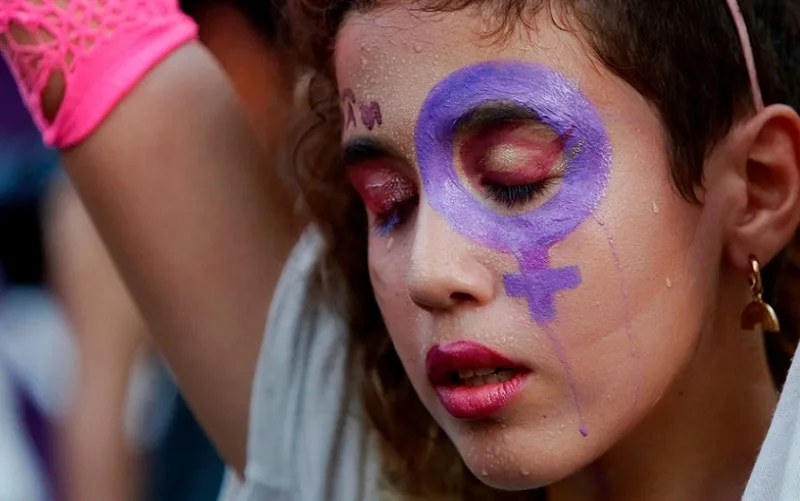 Mulher manifestação Misto Brasília