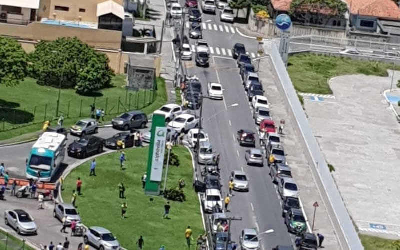 Coronavírus carreata em João Pessoa