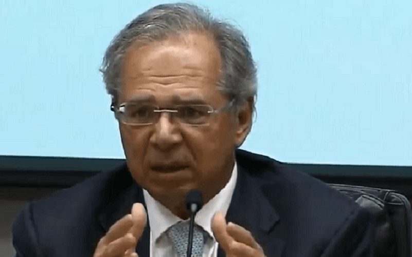 Ministro Paulo Guedes entrevista