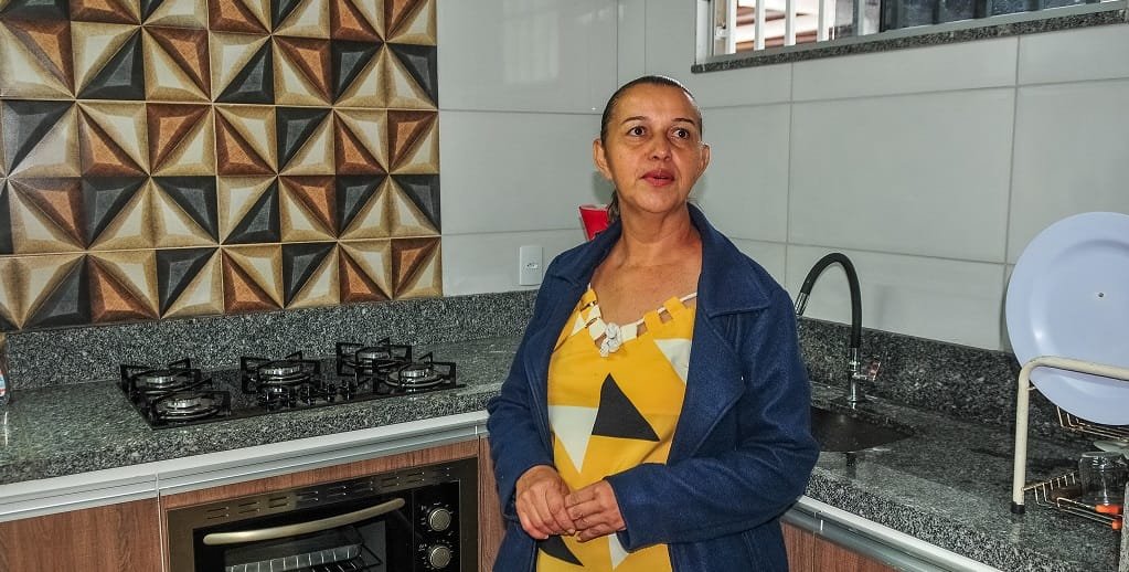 Margarete da Silva, coordenadora da Escola Classe 47, que passa por uma nova etapa de recuperação da estrutura física/Acácio Pinheiro/Agência Brasília