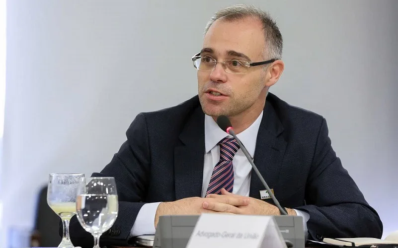 Polícia Federal vai retomar investigações sobre o Master