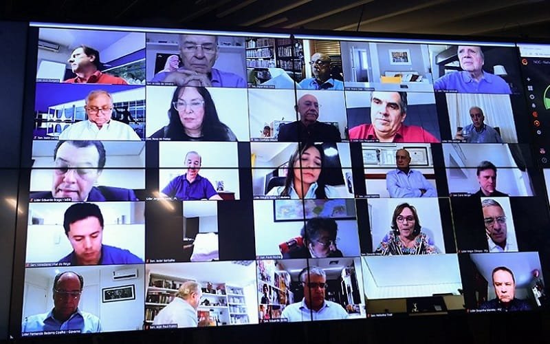 Senado altera texto do saque do FGTS e extingue PIS/Pasep