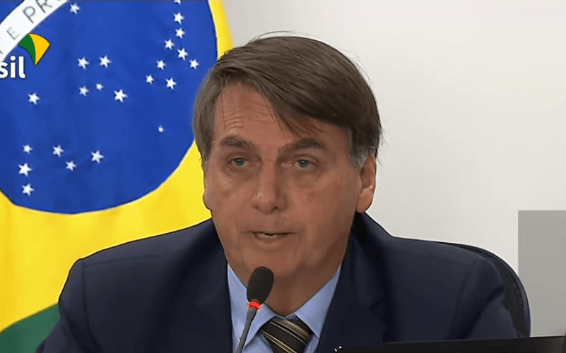 Bolsonaro diz que não vai interferir nos preços dos combustíveis