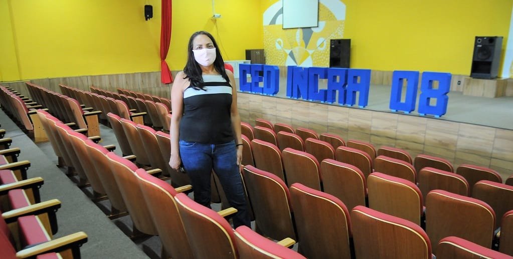 Diretora de escola Brazlândia DF