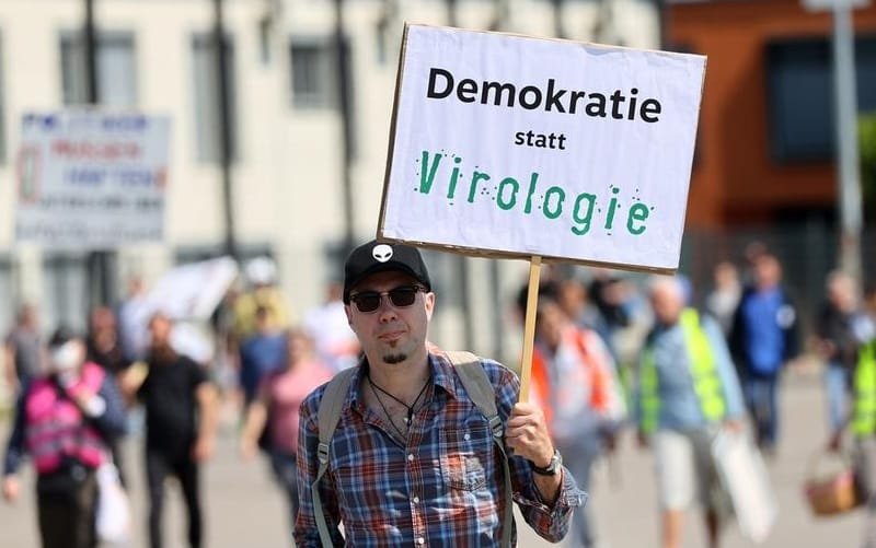 Protesto contra o isolamento na Alemanha