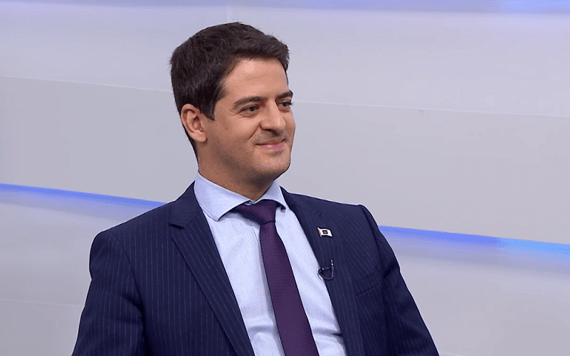 secretário Ismael Alexandrino