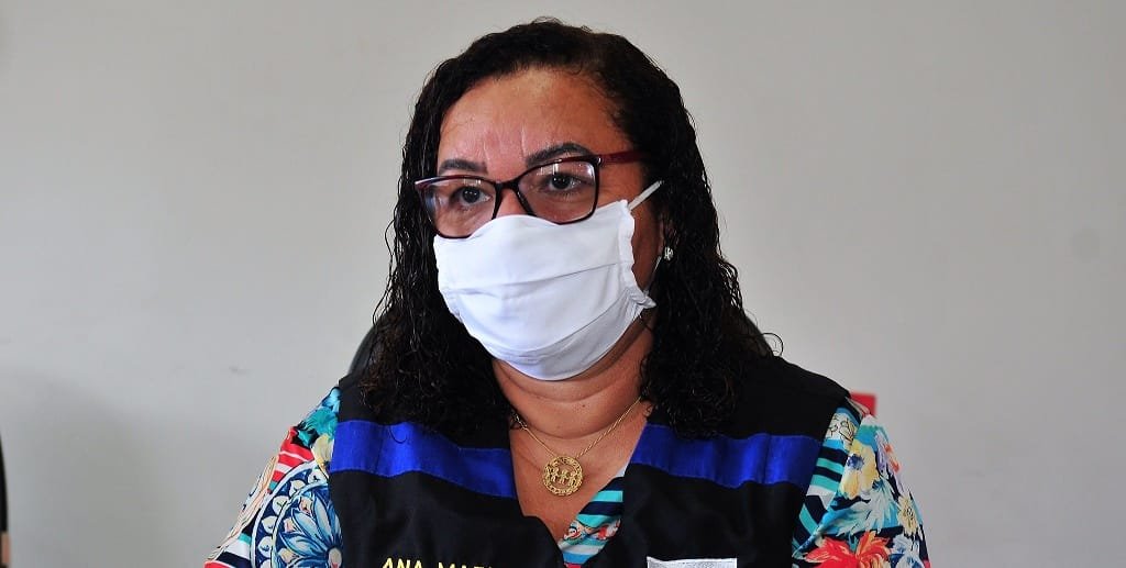 Ana Maria é da regional do Riacho Fundo e está atenta a exigência do uso da máscara de proteção ao Covid-19/Acácio Pinheiro/Agência Brasília