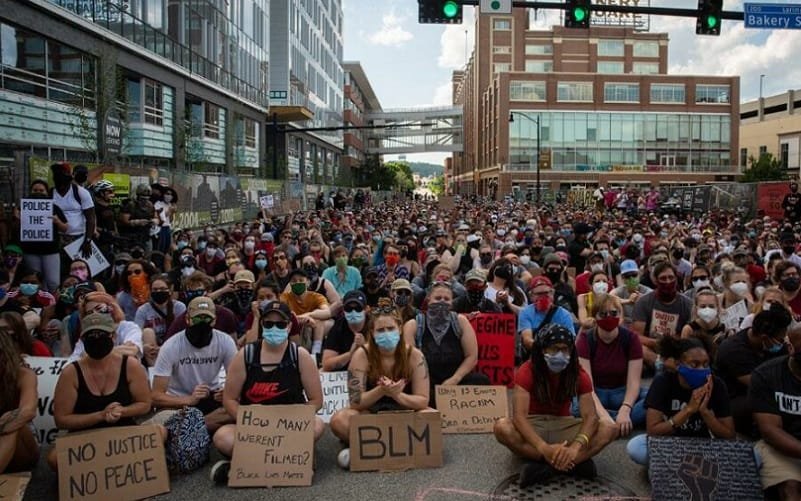 Homem morto pela polícia será sepultado amanhã em Houston