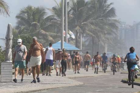 Rio libera geral: decreto autoriza abertura de comércios, igrejas, praias e estádios