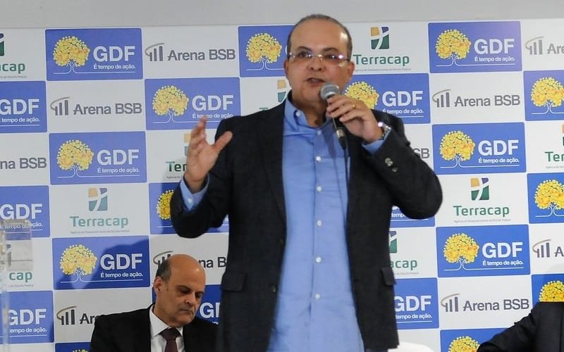 Ibaneis diz que casos de Covid-19 começam a baixar no final do mês