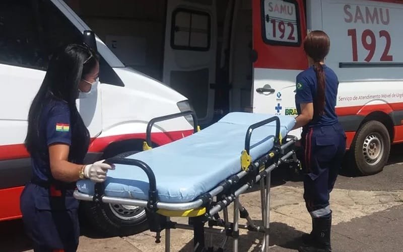 Justiça proíbe Saúde do DF reter as macas do Samu além do necessário