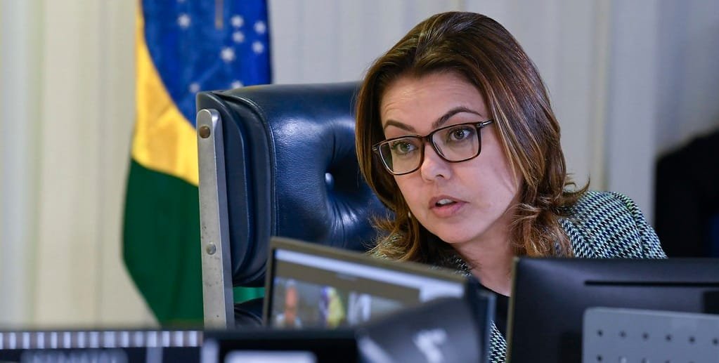 Senadora Leila Barros DF Misto Brasília