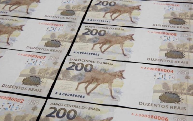 BC apresenta a cédula de R$ 200 e injeta R$ 105,9 bilhões em dinheiro