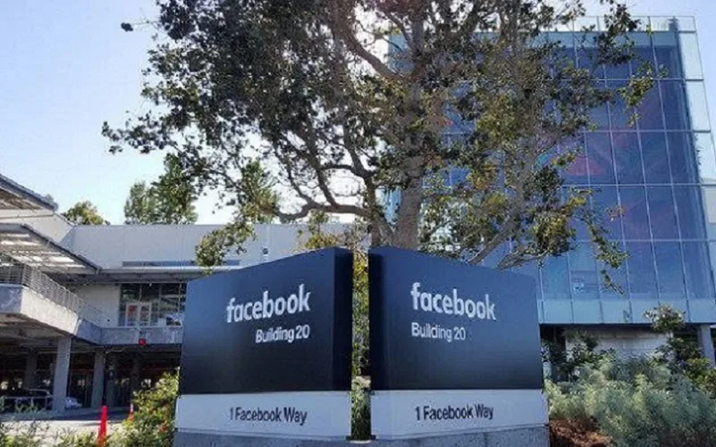 Maior rede social, o Facebook, completa 20 anos