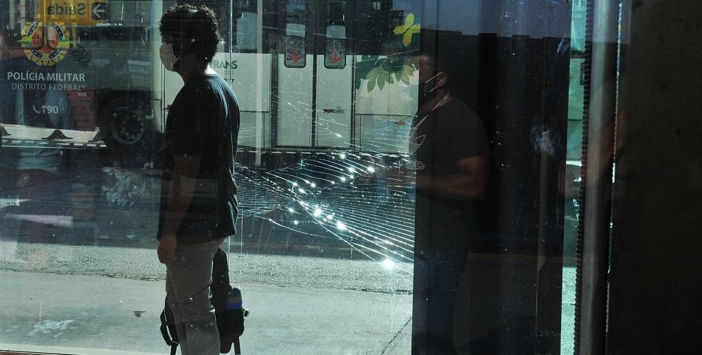 O vandalismo tem provocado prejuízos mensais de R$ 50 mil na Rodoviária do Plano Piloto/Acácio Pinheiro/Agência Brasília