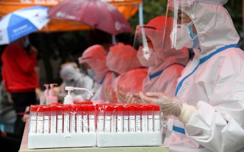 Vacina chinesa testes Misto Brasília