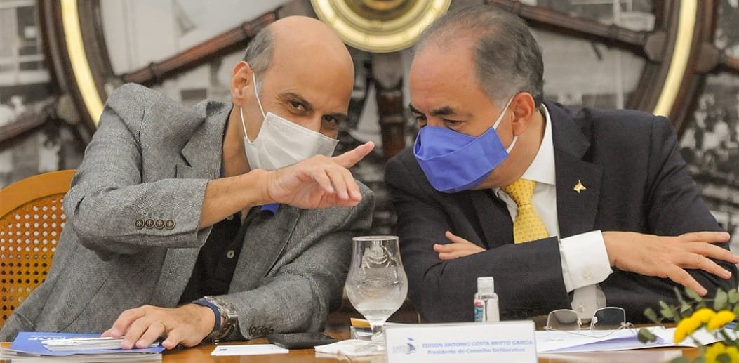 Flávio Pimentel, o novo comodoro do Iate Clube de Brasília, ao lado do vice-governador Paco Britto/Lúcio Bernardo Jr/Agência Brasília