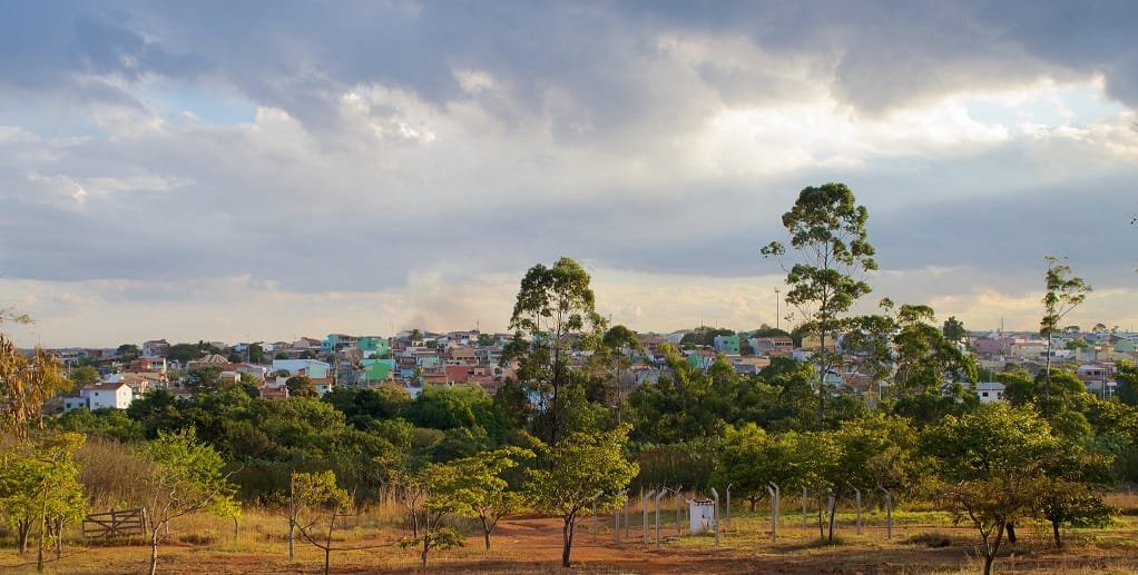Candangolândia, considerada uma ilha dentro de um corredor ecológico, tem 16,1 mil habitantes e completa 64 anos de fundação/Arquivo/Agência Brasília