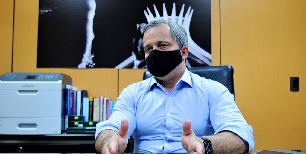 Ex-secretário de Economia toma posse como conselheiro do TCDF