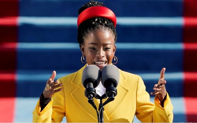 Quem é Amanda Gorman, a poetisa na posse de Biden?