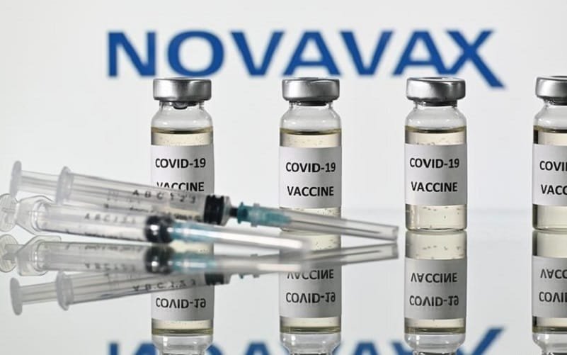 Vacina do laboratório Novavax tem eficiência de 89,3%