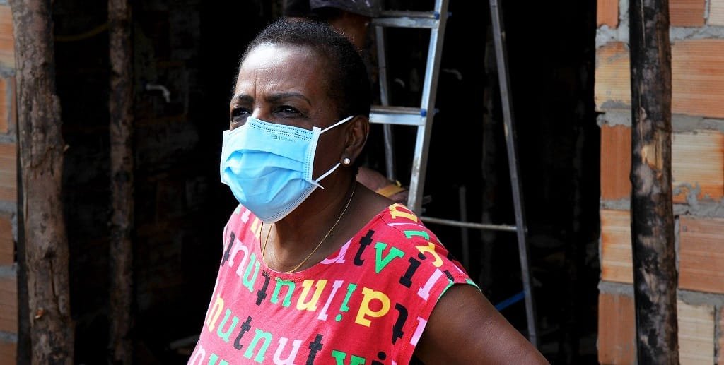 Ana Maria Pereira recebeu orientações da Vigilância Sanitária sobre o combate e a prevenção contra a dengue/Acácio Pinheiro/Agência Brasília