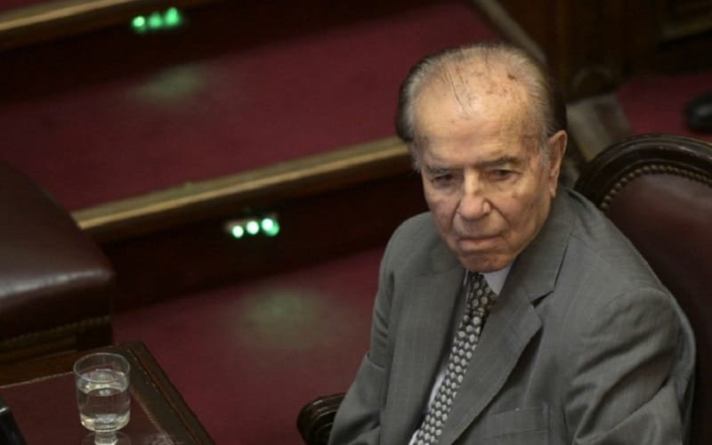 Peronista Carlos Menem morre em Buenos Aires aos 90 anos