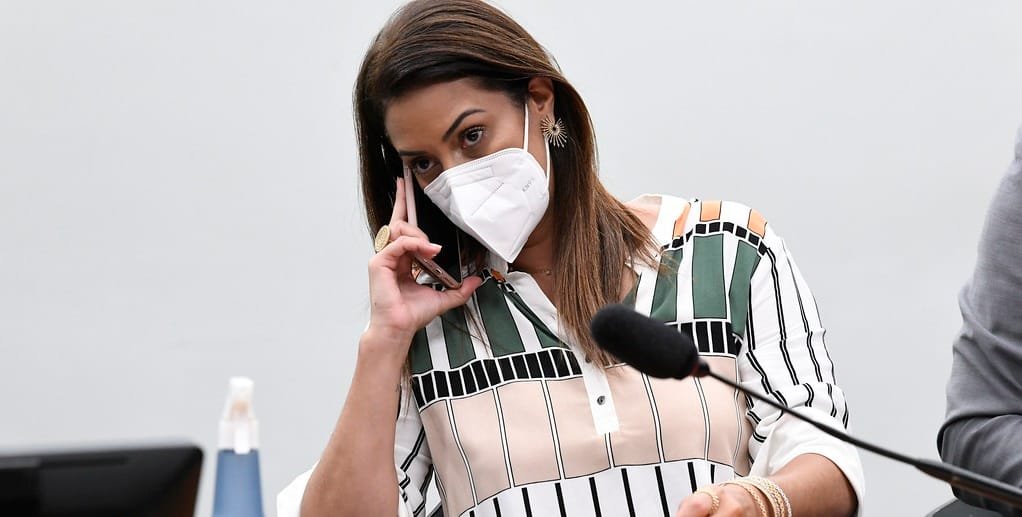 Flávia Arruda, deputada do Distrito Federal que preside a Comissão Mista de Planos, Orçamentos Públicos e Fiscalização/Jefferson Rudy/Agência Senado