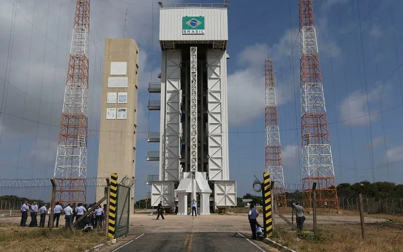 Brasil negocia para fazer Alcântara hub na corrida espacial