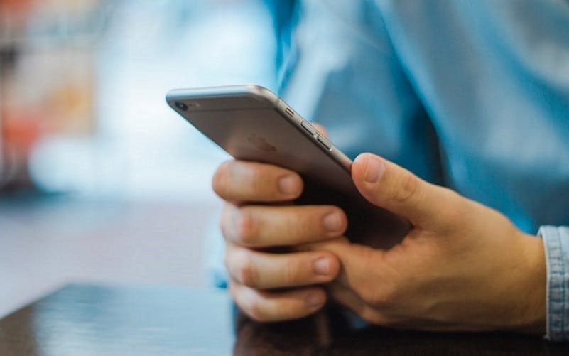 Celular mãos trabalho Misto Brasília