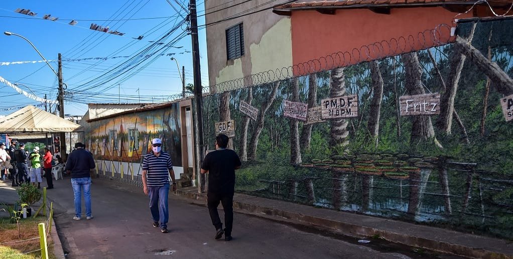 Detalhe da Rua das Artes Metamorfose, no Setor Tradicional de São Sebastião/Vinícius Melo/Agência Brasília