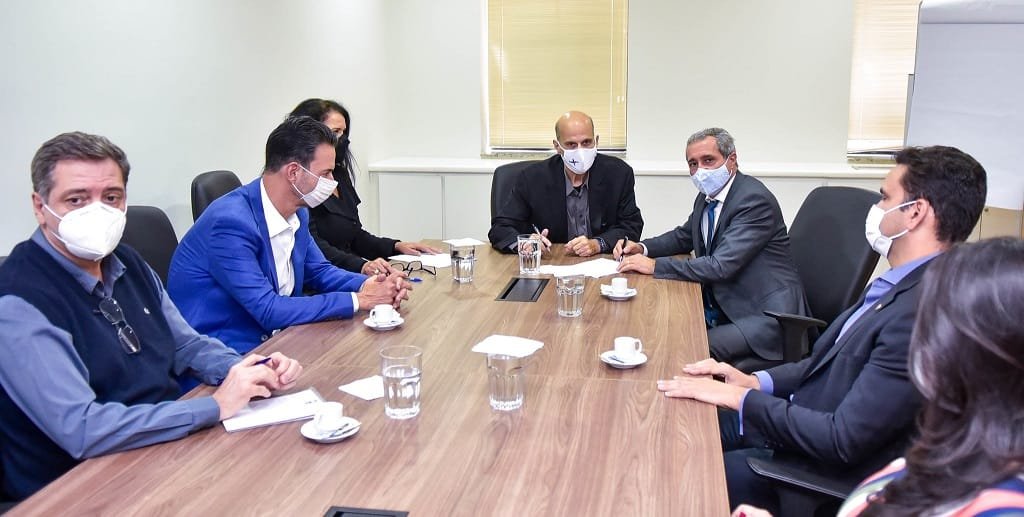 Reunião em que foi formalizado um protocolo de intenções entre o Consórcio Brasil Central e Sudeco/Vinicius de Melo/Agência Brasília