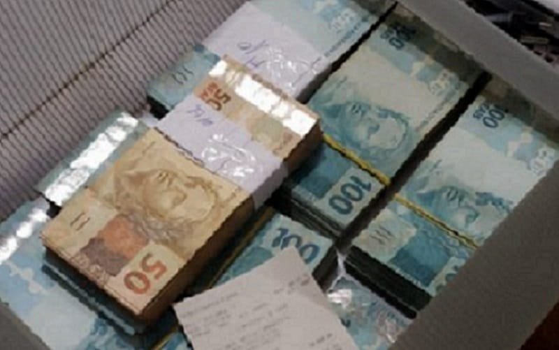 Federal apreende meio milhão que seria para manifestação bolsonarista