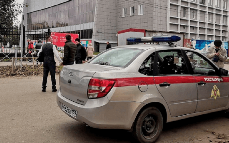 Tiroteio em universidade da Rússia faz pelo menos oito mortos