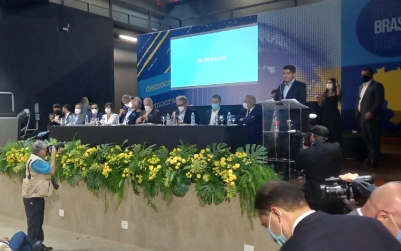 Agora só depende do TSE a fusão do Democratas com o PSL