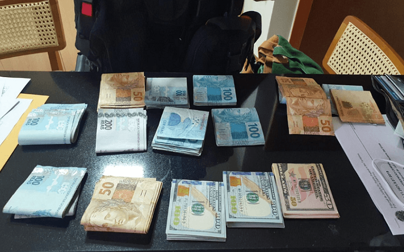 Dinheiro apreensão DF