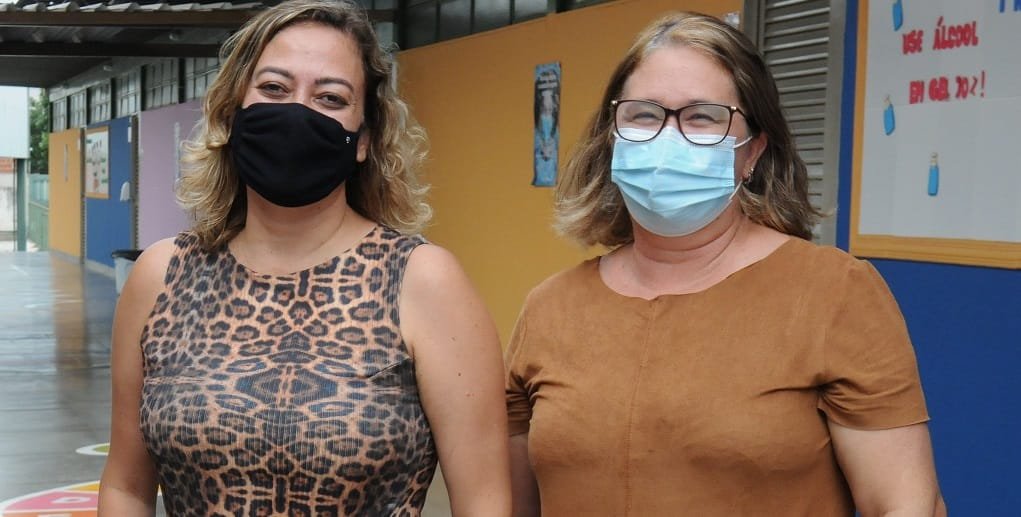 Adriana Martins Galeno e Ana Maria Miranda, diretora e coordenadora pedagógica da Escola Classe 01, de Candangolândia/Paulo H Carvalho/Agência Brasília