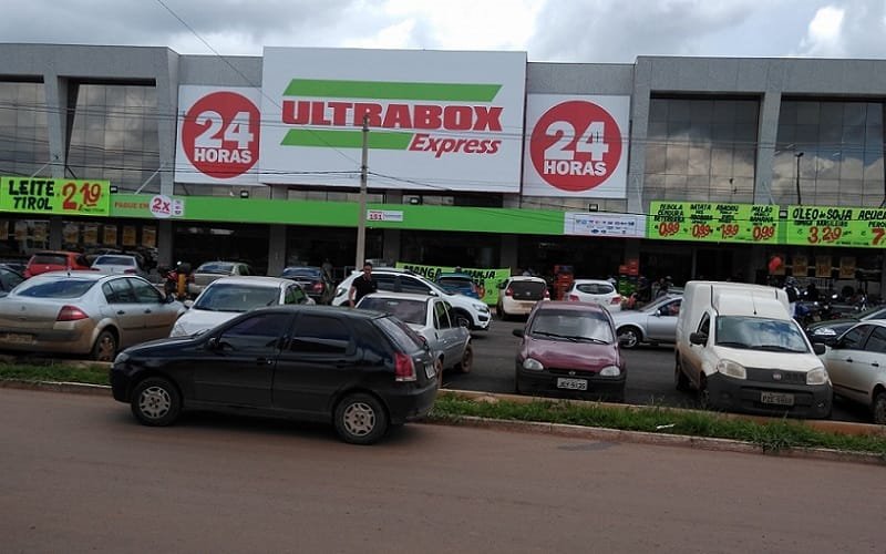 Supermercado deve pagar moto furtada em estacionamento