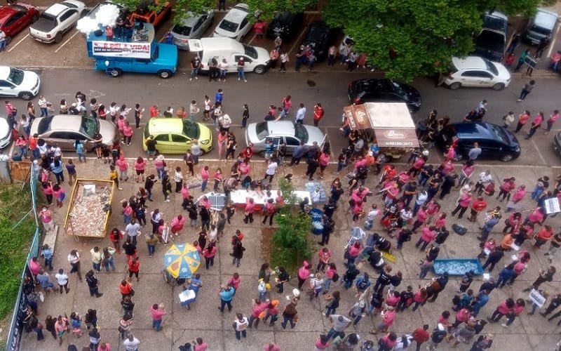 Professores do Distrito Federal param nesta terça feita
