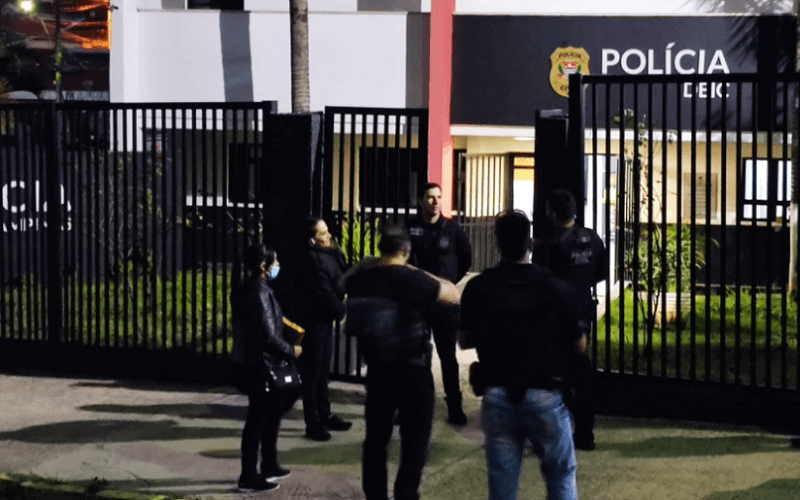 Polícia prende famílias especializadas em clonagem de carros