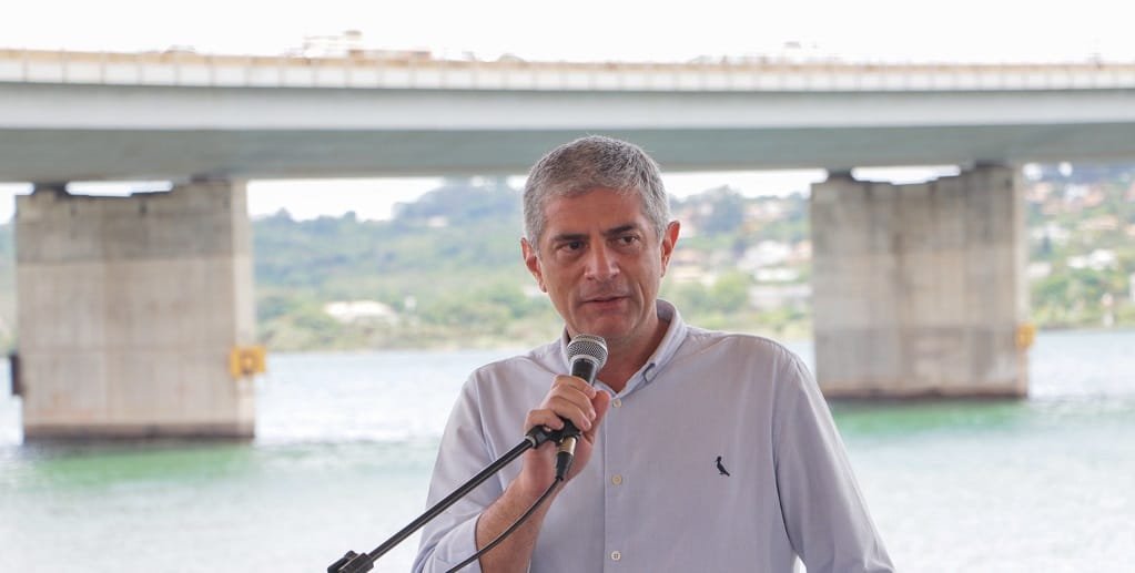 Luciano Carvalho é o secretário de Obras e Infraestrutura e promete melhorar a iluminação da Ponte JK/Renato Alves/Agência Brasília