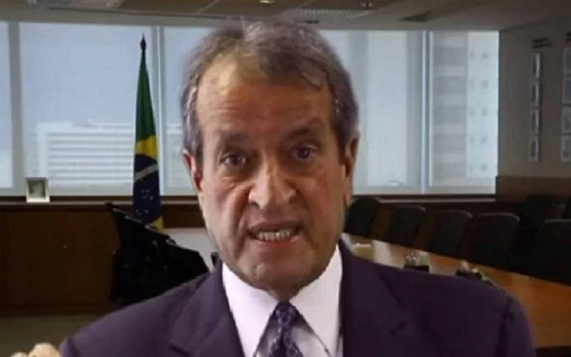 Após parecer da PGR, ministro manda soltar Valdemar da Costa Neto