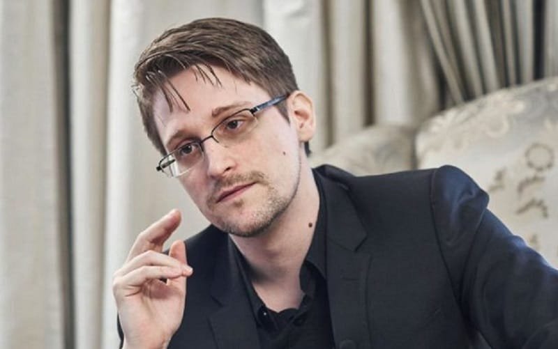 Edward Snowden militante político Misto Brasília